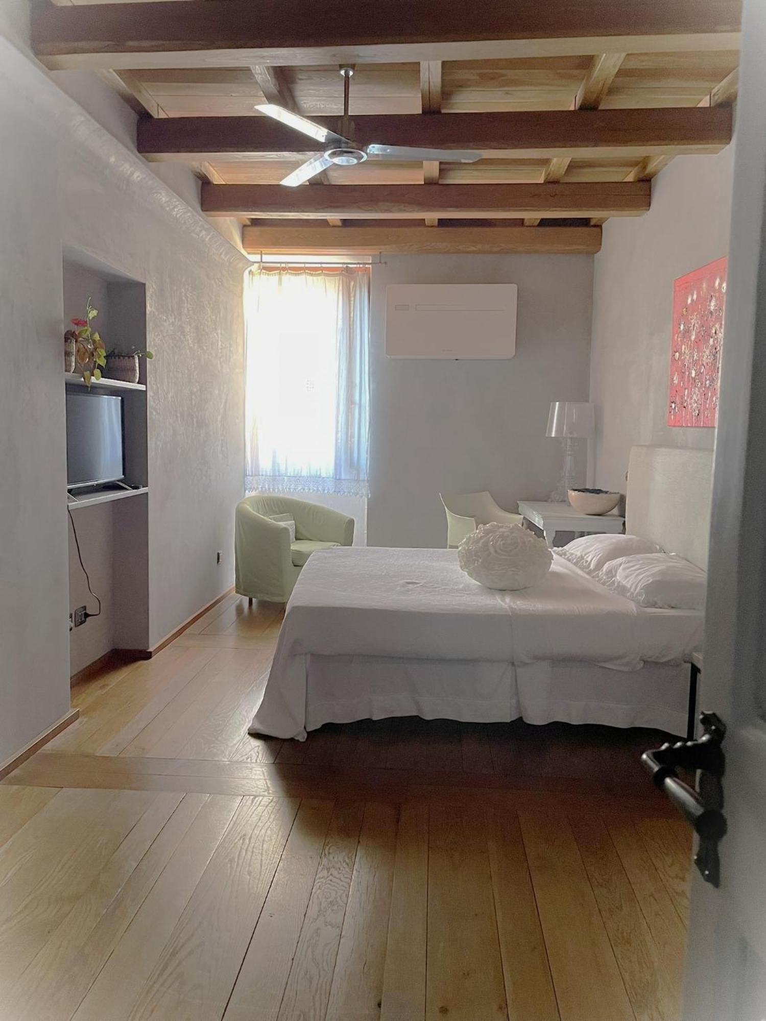 Boutique B&B Residenza Farnese Bagian luar foto